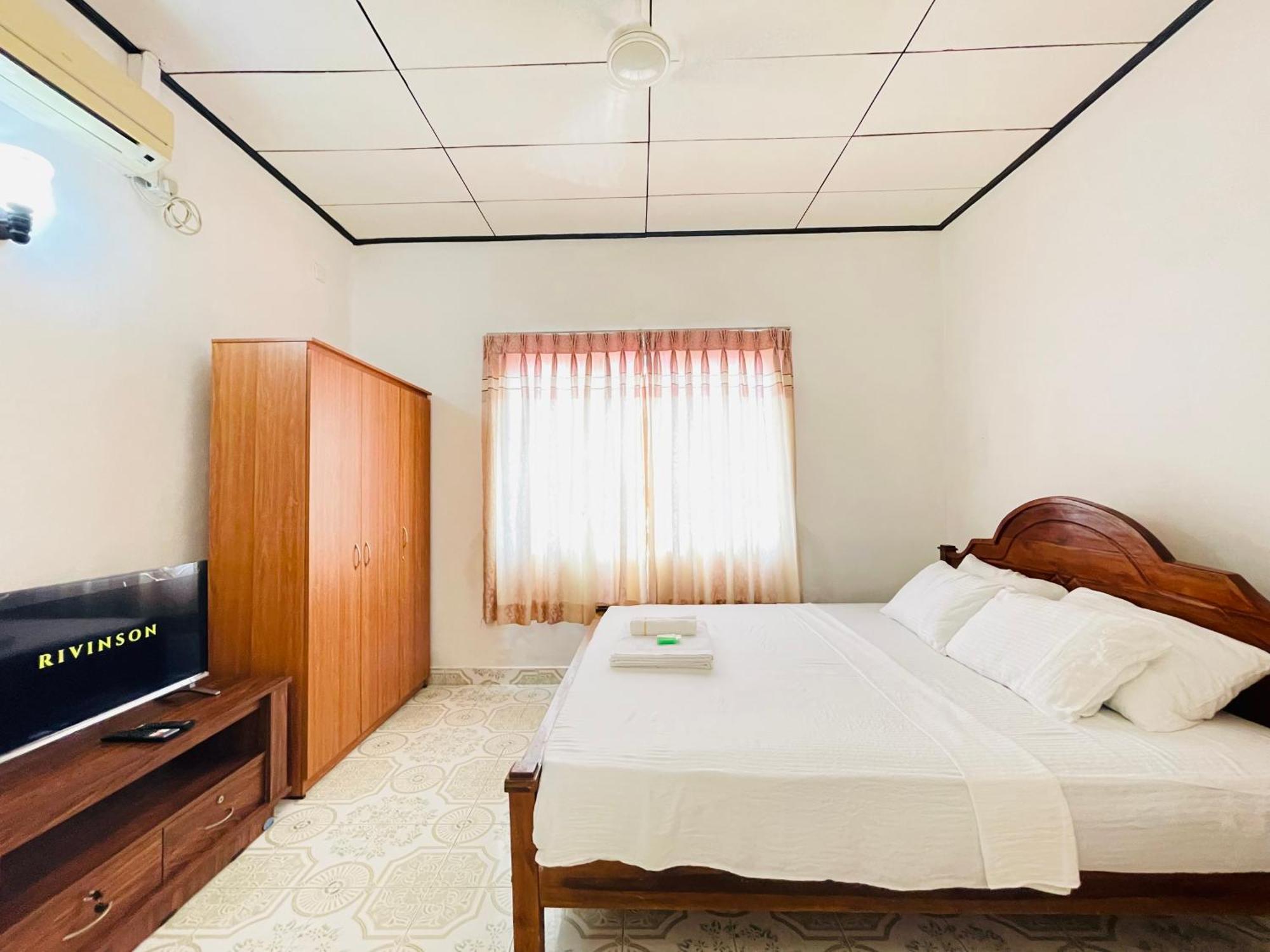 Rivinson Hotel Negombo Exterior photo